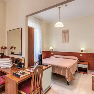  Otel Katty