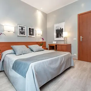 Hotel Roi, Roma
